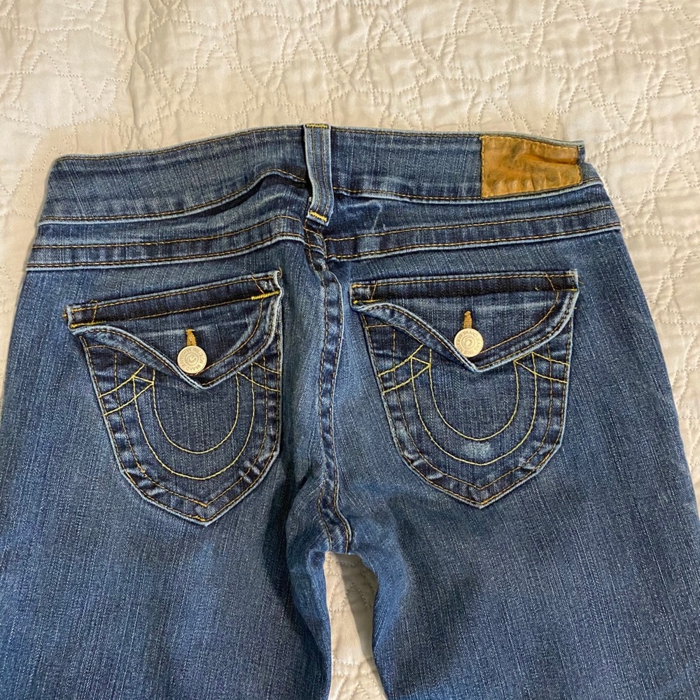 Women’s True Religion jeans worn a couple times.